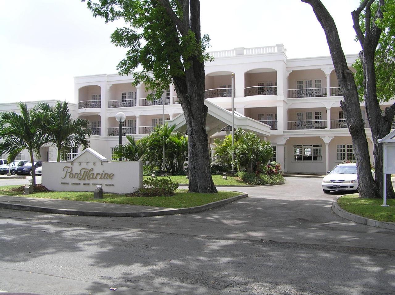 Hotel Pommarine Бриджтаун Экстерьер фото