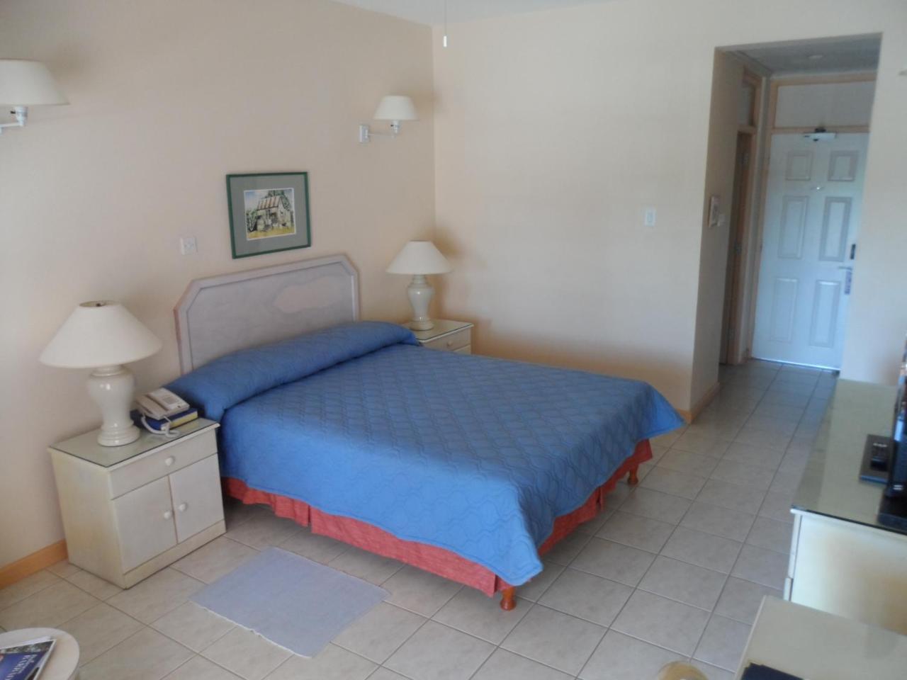 Hotel Pommarine Бриджтаун Экстерьер фото